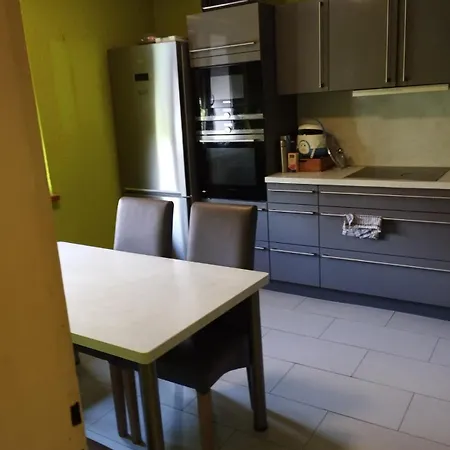 Apartment Zimmer In Kaiserslautern