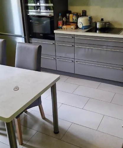 Apartamento Zimmer In Kaiserslautern