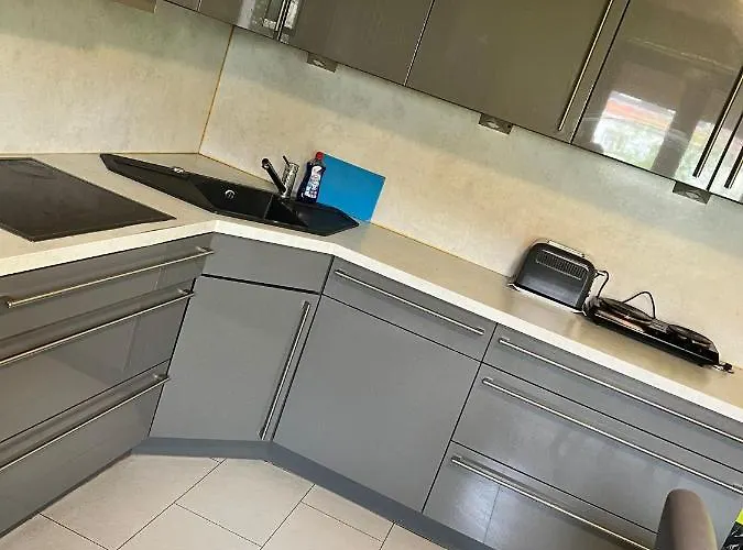 Zimmer In Apartamento