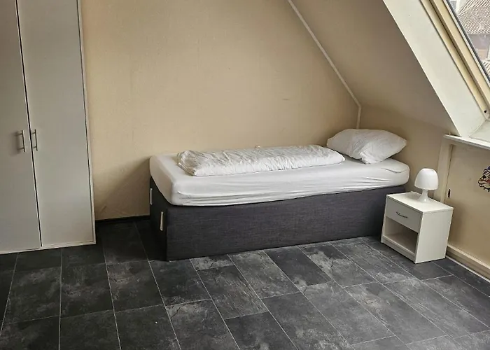 Zimmer In Apartamento *